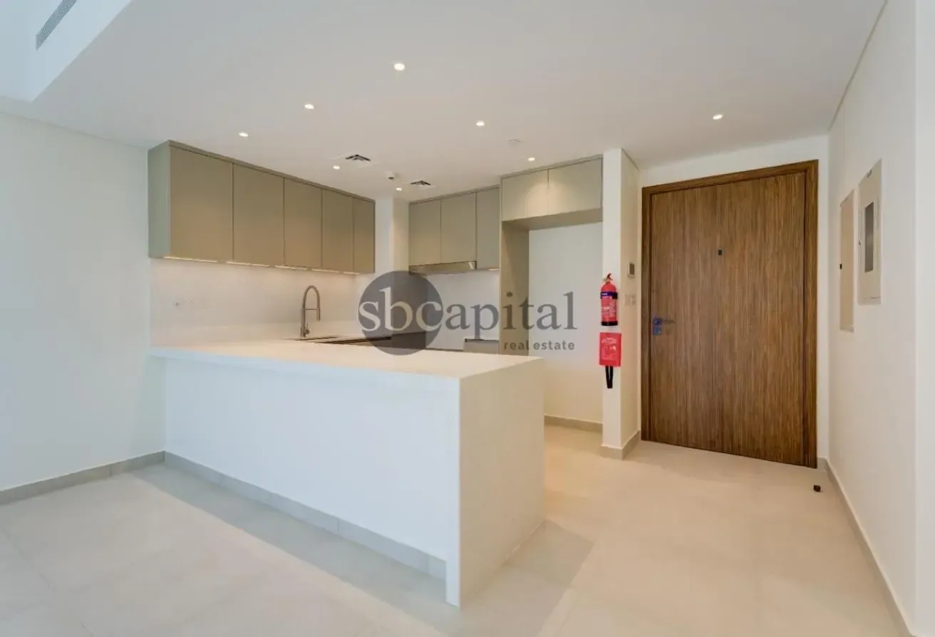LUXURY LIVING | PARK VIEW | BRIGHT | PRIME MJL LOC