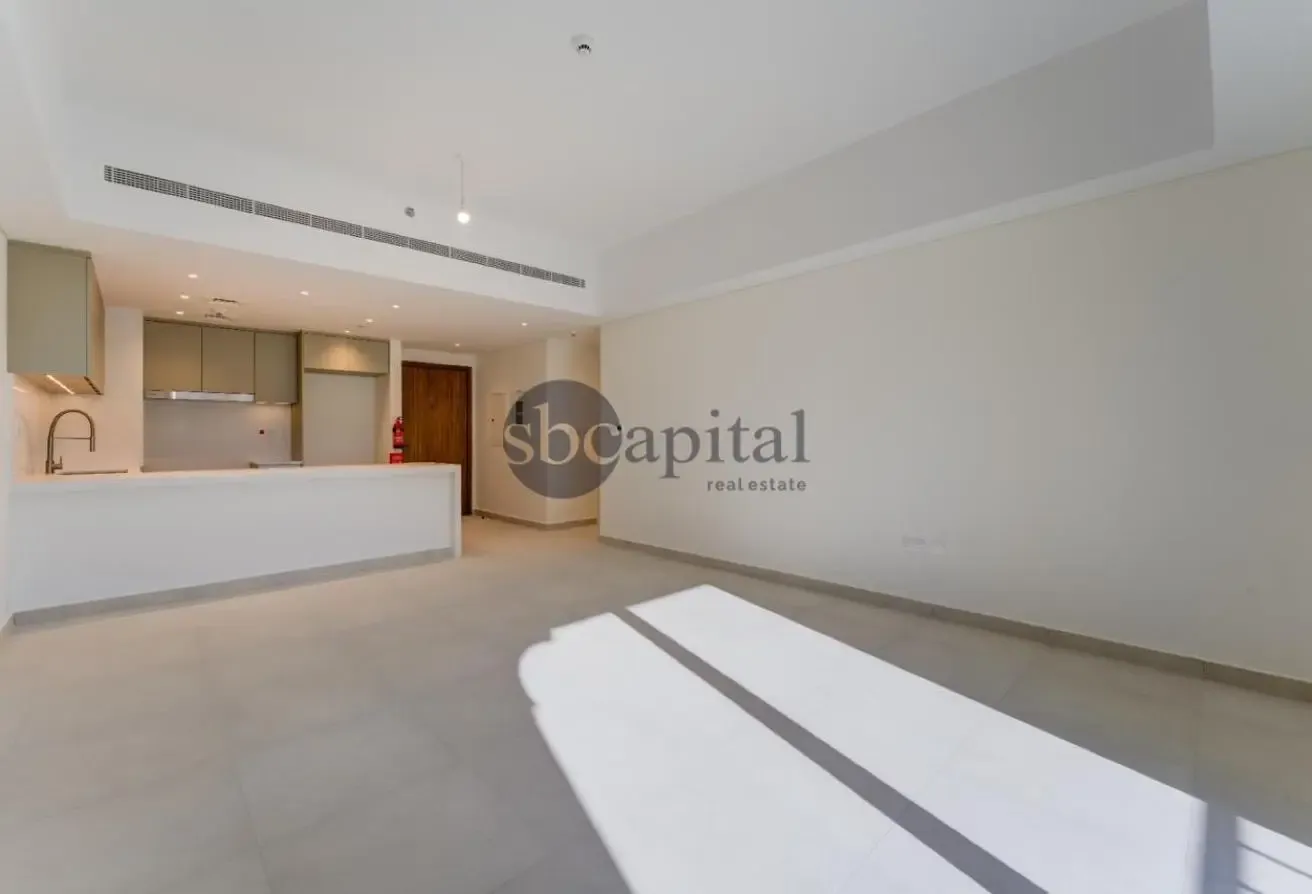 LUXURY LIVING | PARK VIEW | BRIGHT | PRIME MJL LOC