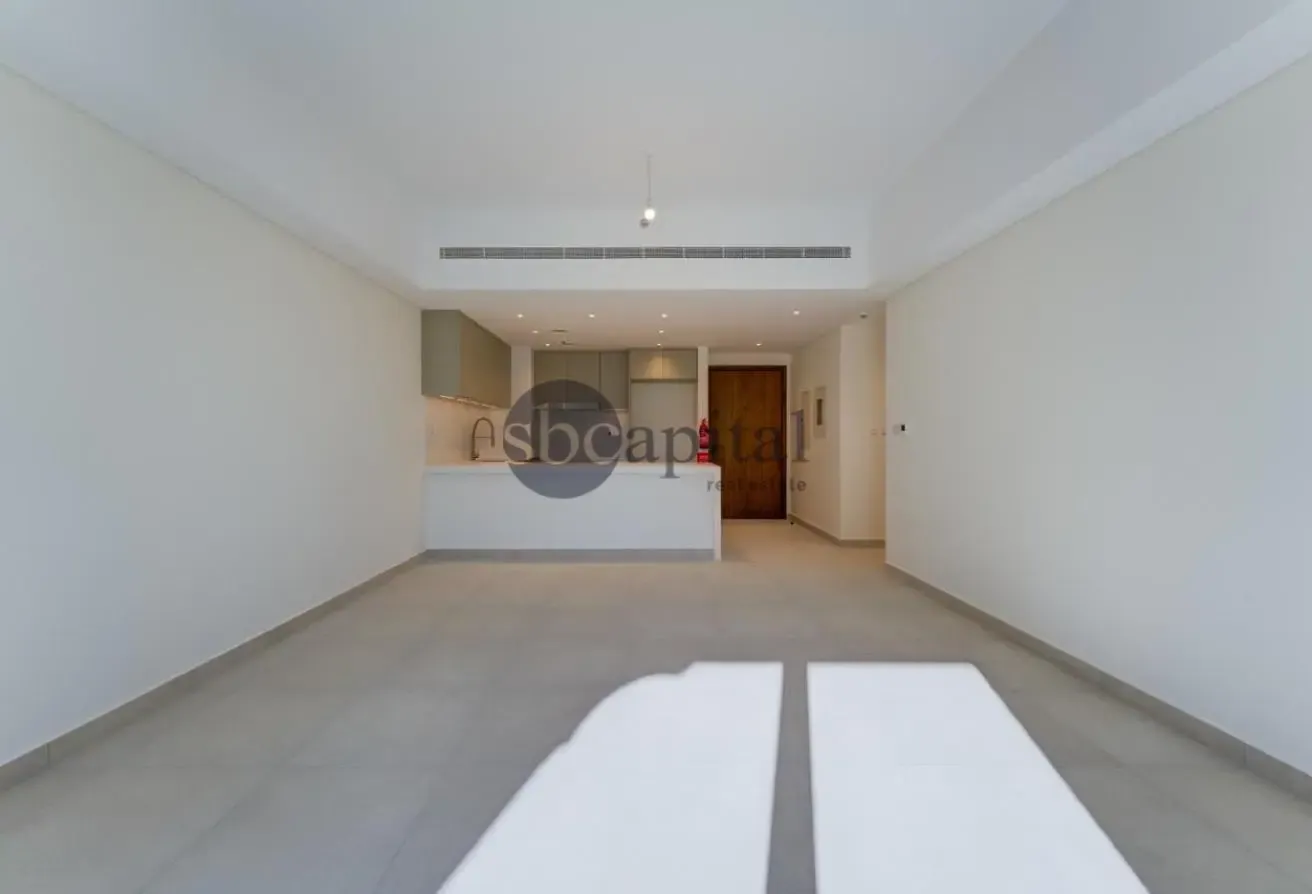 LUXURY LIVING | PARK VIEW | BRIGHT | PRIME MJL LOC