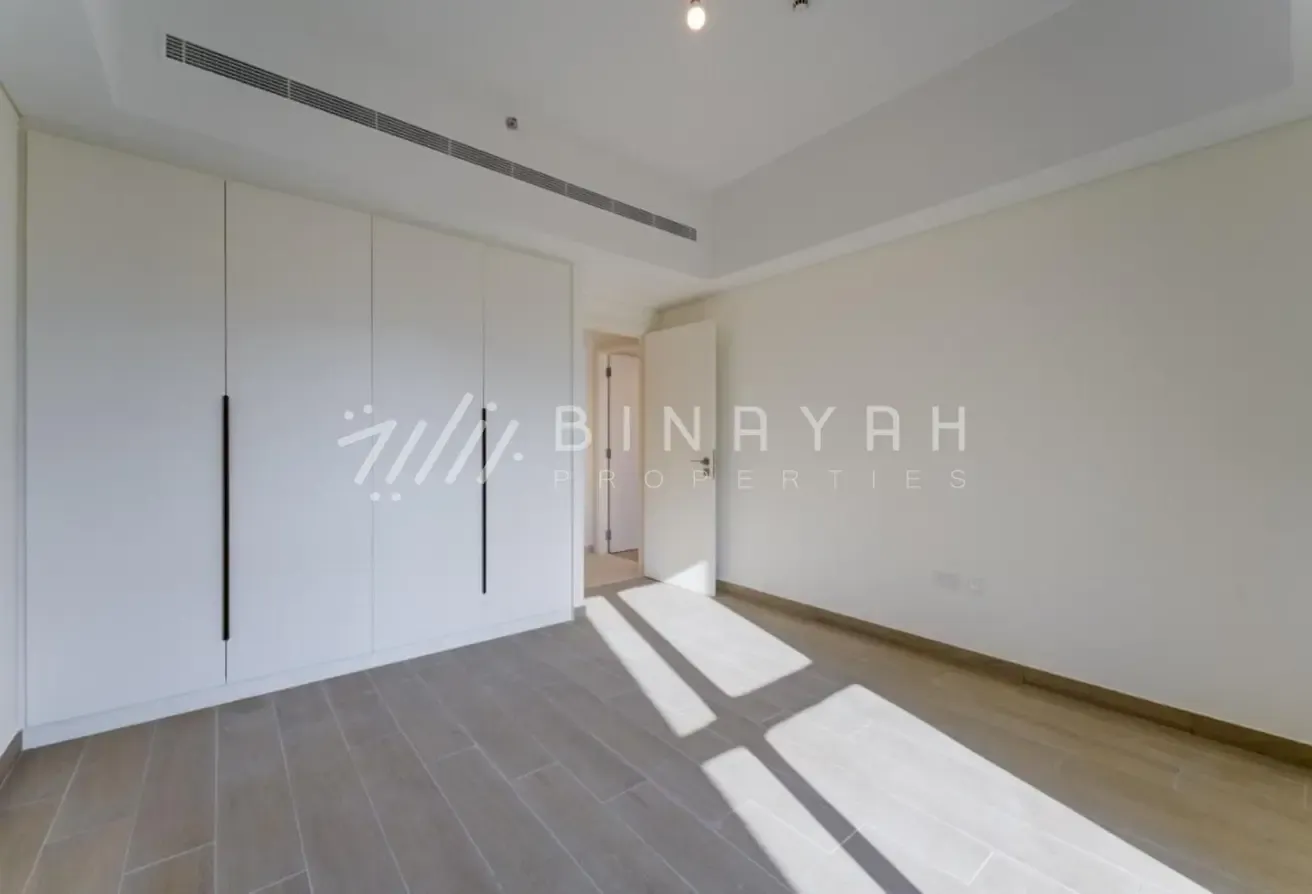 2 Bedroom | Park And Sunrise View | Vacant