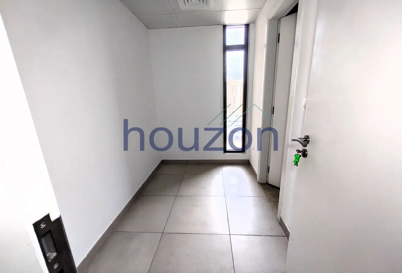 Spacious 2BR + M/R |Burj Al Arab |Multiple Cheques