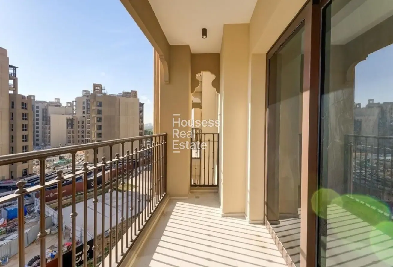 Prime MJL Living | Unfurnished | Vacant