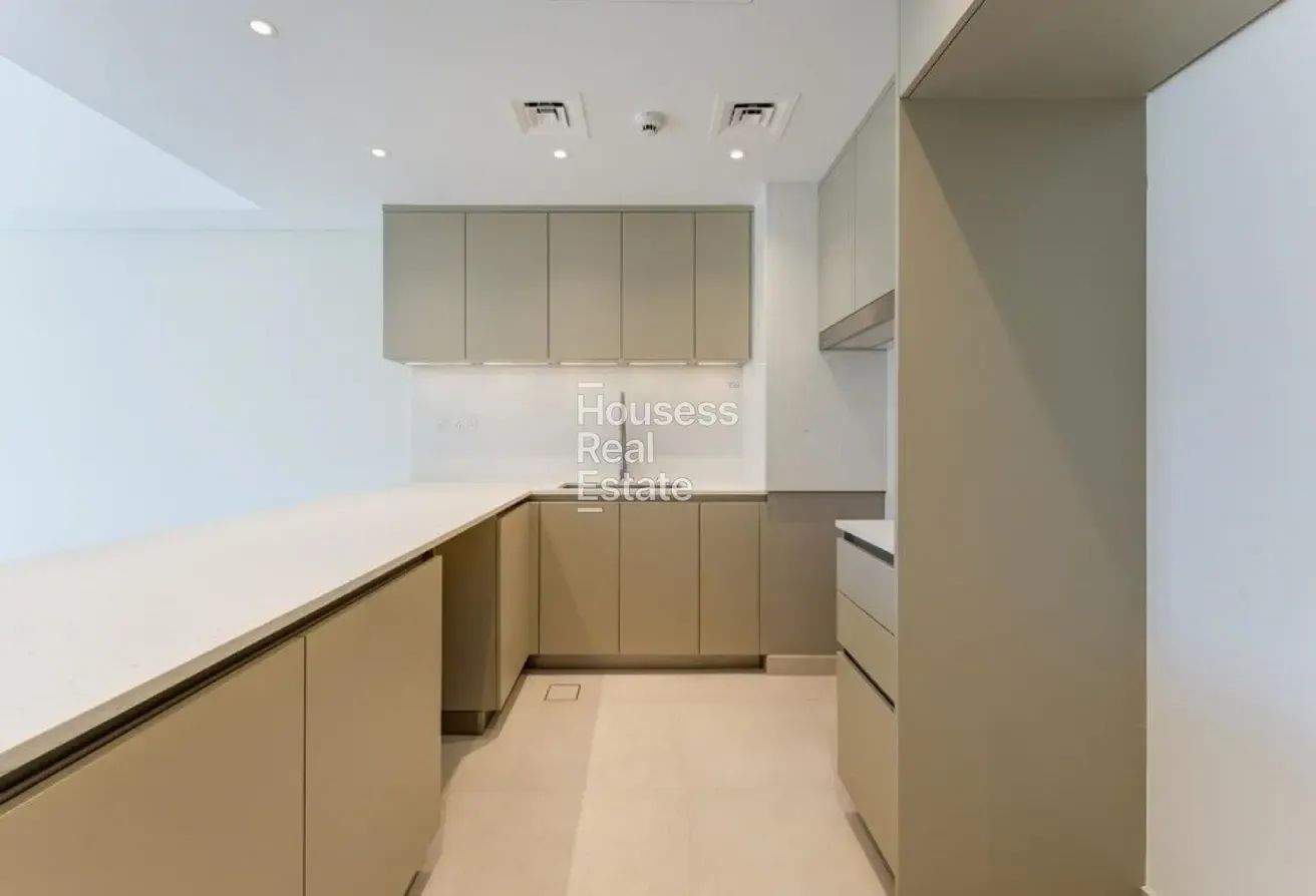 Prime MJL Living | Unfurnished | Vacant