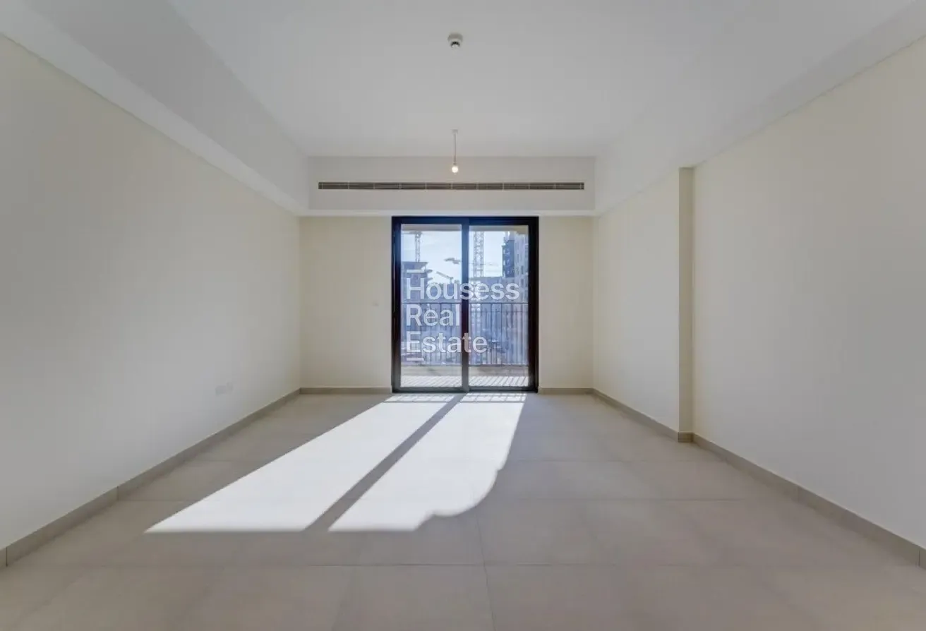 Prime MJL Living | Unfurnished | Vacant