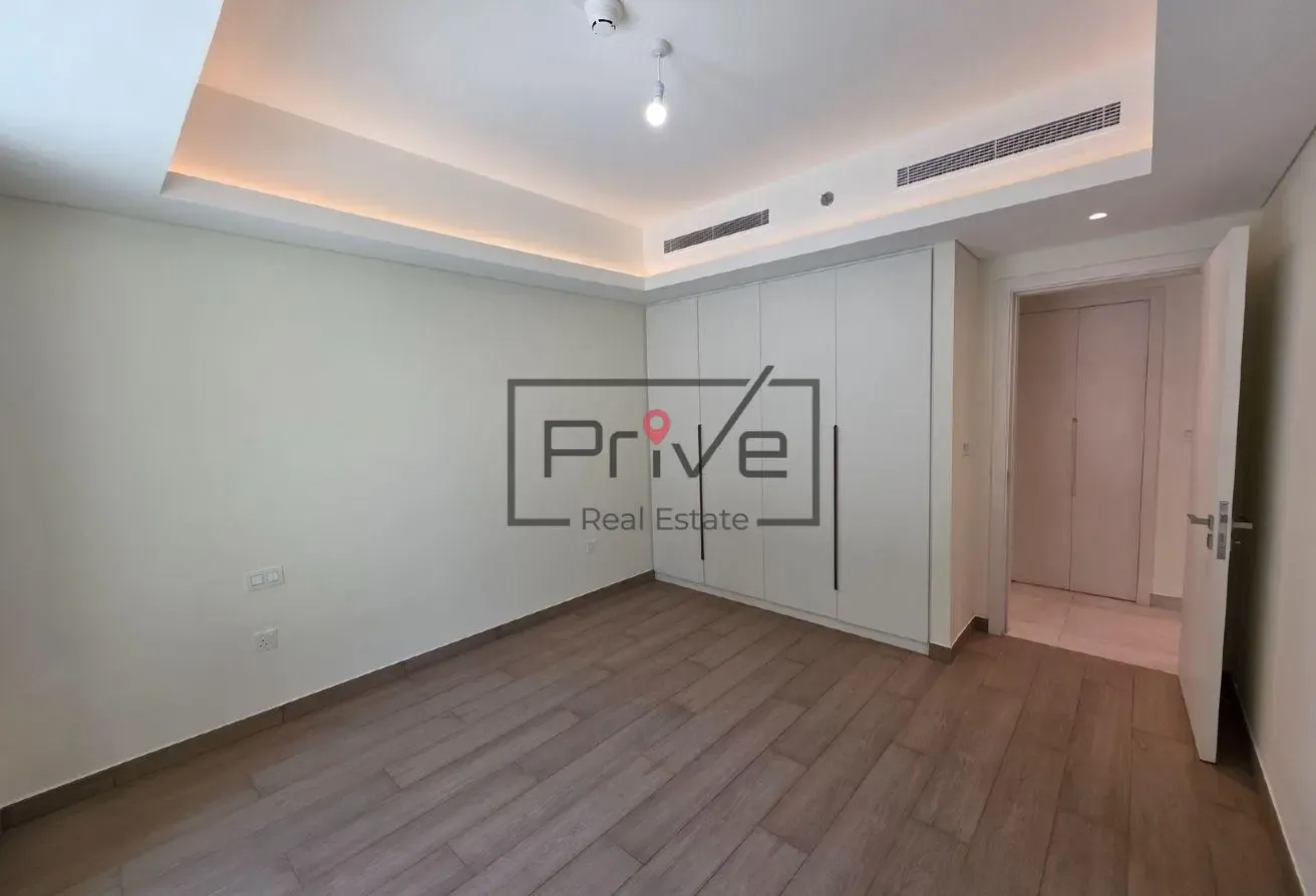 Park View | Be the 1st Tenant | Move by Sept