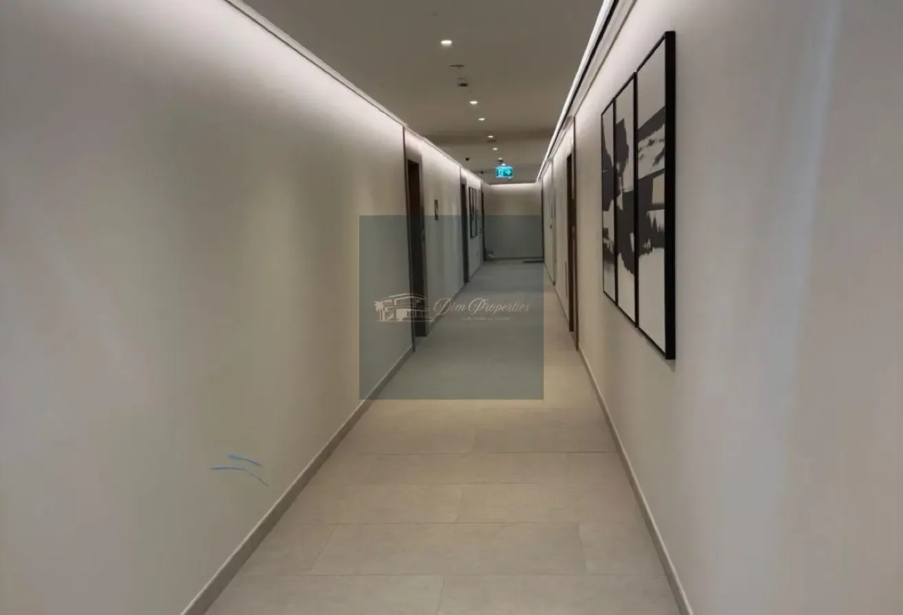 Luxurious | Bright and Spacious | Vacant