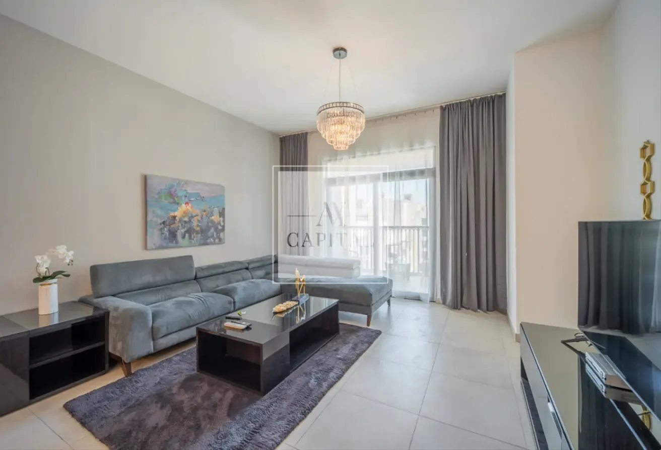 Upgraded | Unfurnished | Sea View apartment