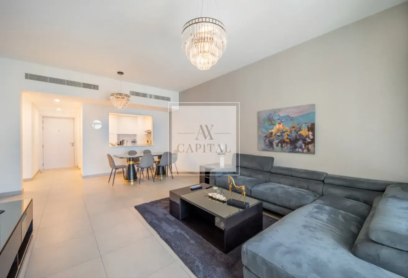 Upgraded | Unfurnished | Sea View apartment