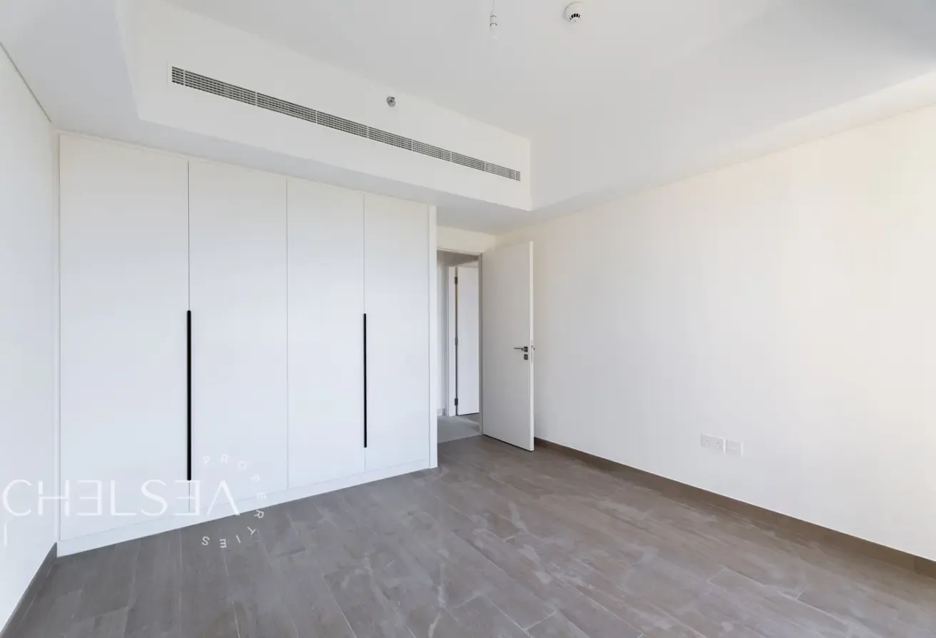BRAND NEW UNIT | SPACIOUS UNIT | POOL VIEW
