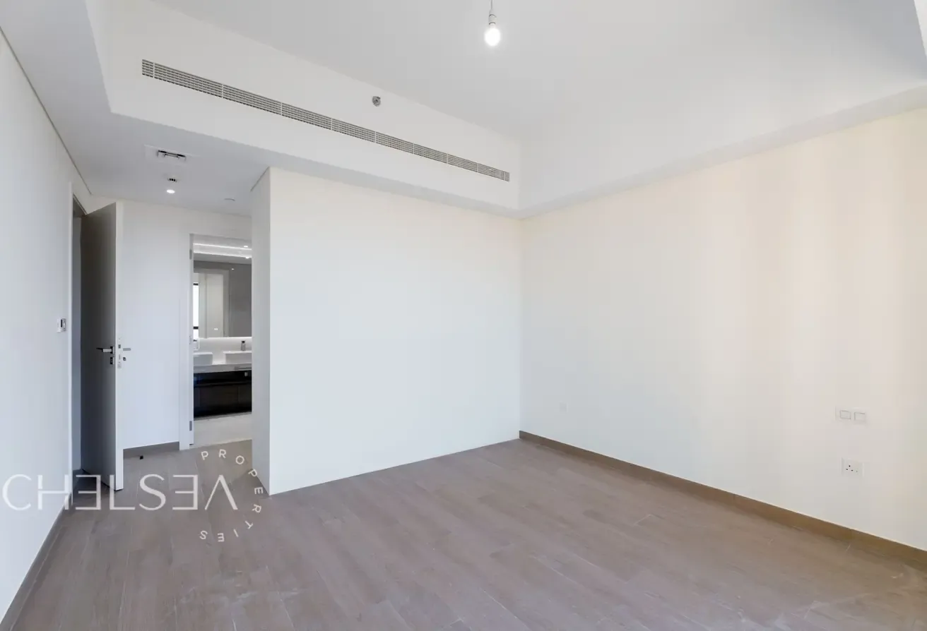 BRAND NEW UNIT | SPACIOUS UNIT | POOL VIEW