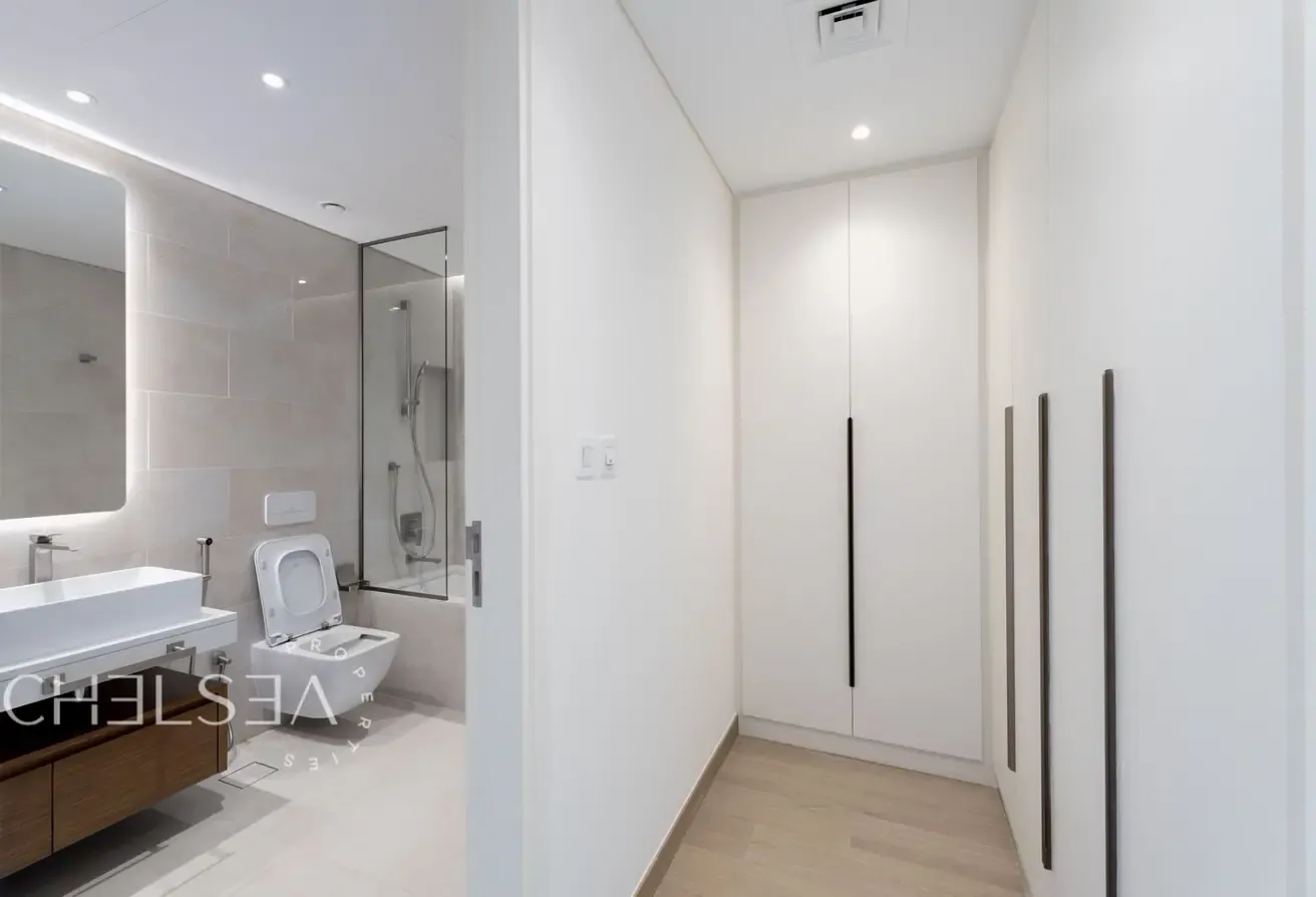 BRAND NEW UNIT | SPACIOUS UNIT | POOL VIEW