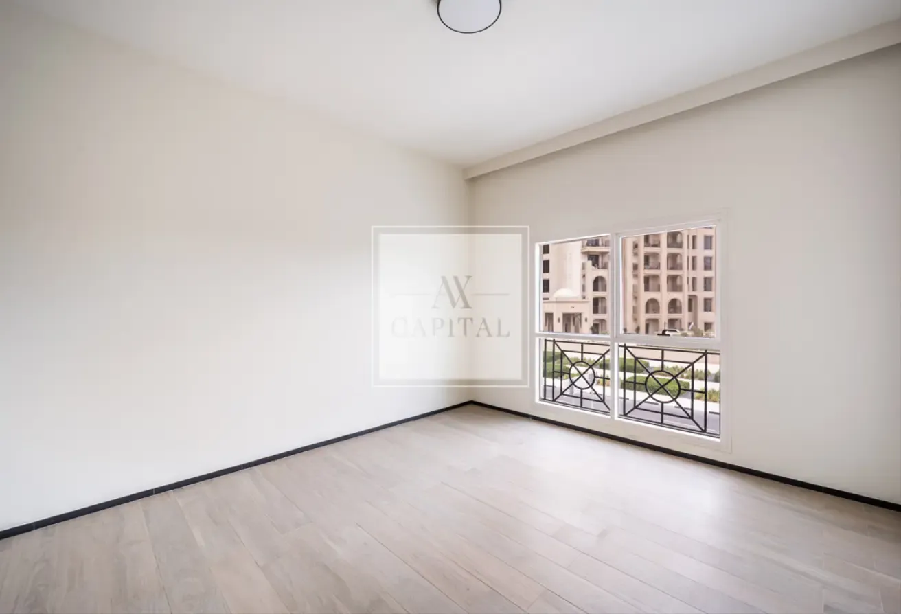Luxury 2BHK | Chiller Free | Vacant | Unfurnished