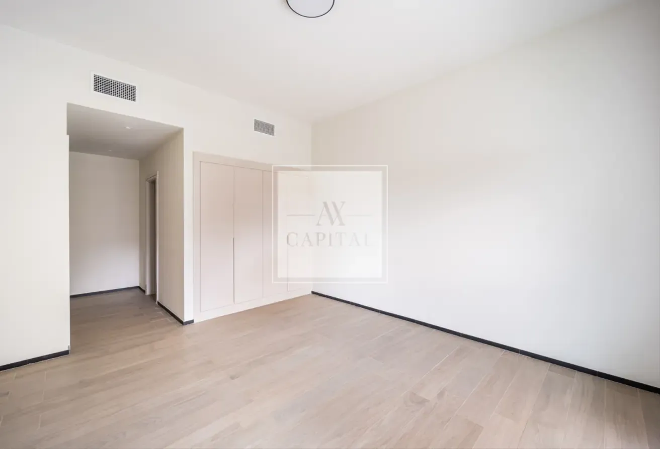Luxury 2BHK | Chiller Free | Vacant | Unfurnished