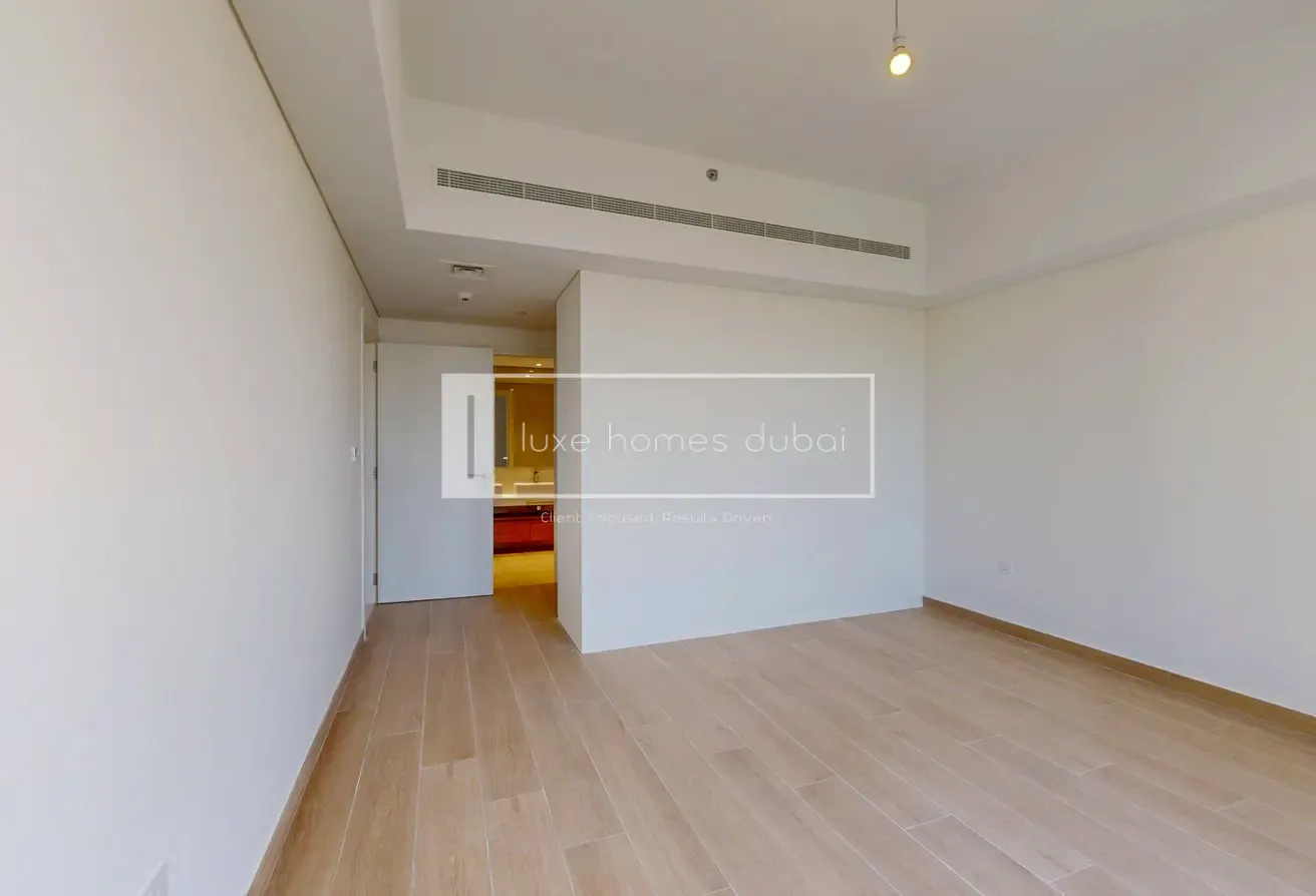 Vacant 2BHK | Prime Location | Move in Ready