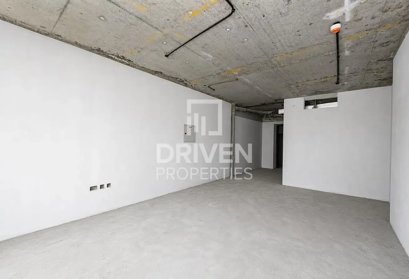 Premium Office | Facing SZR | Next to Metro