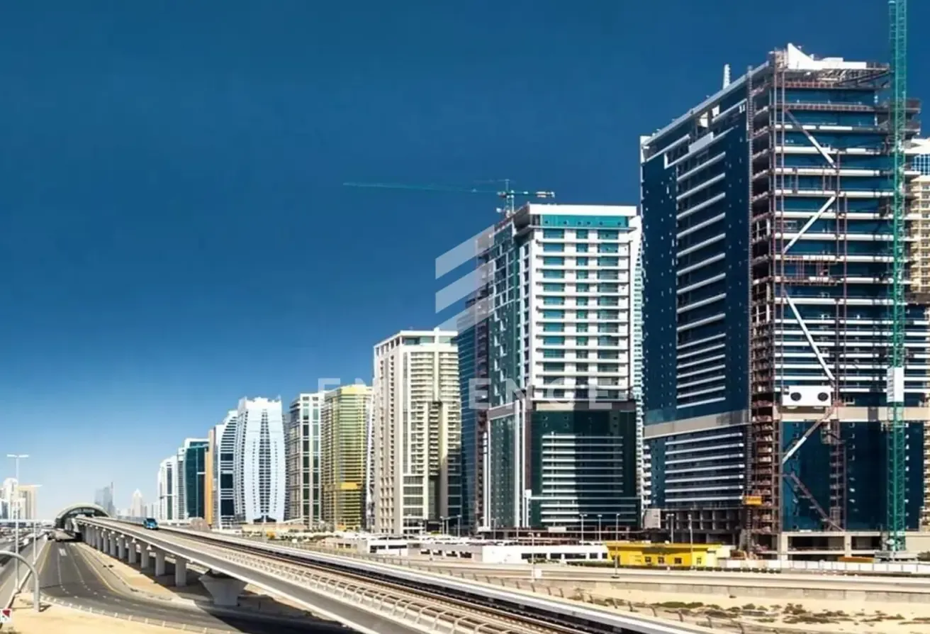 Prime Location |  Facing Sheikh Zayed Road