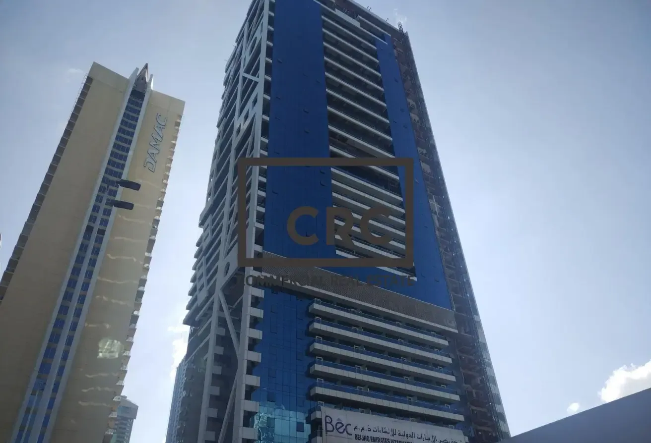 Premium Office | Facing Sheikh Zayed Road