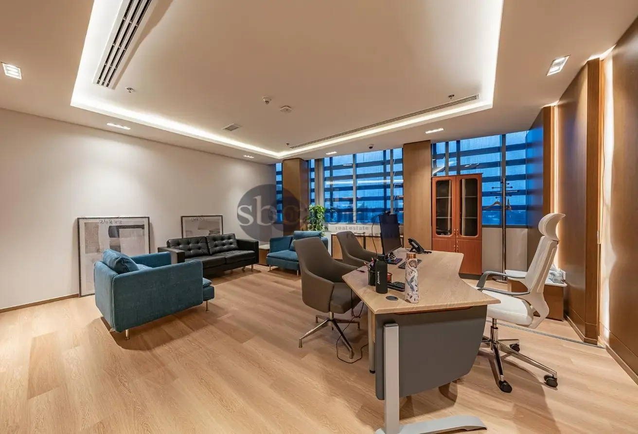 RENTED FULLY FITTED AND FURNISHED OFFICE IN DIFC