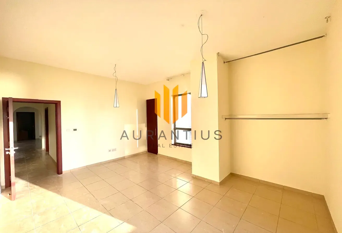 Exclusive | High Floor | Marina View | Vacant
