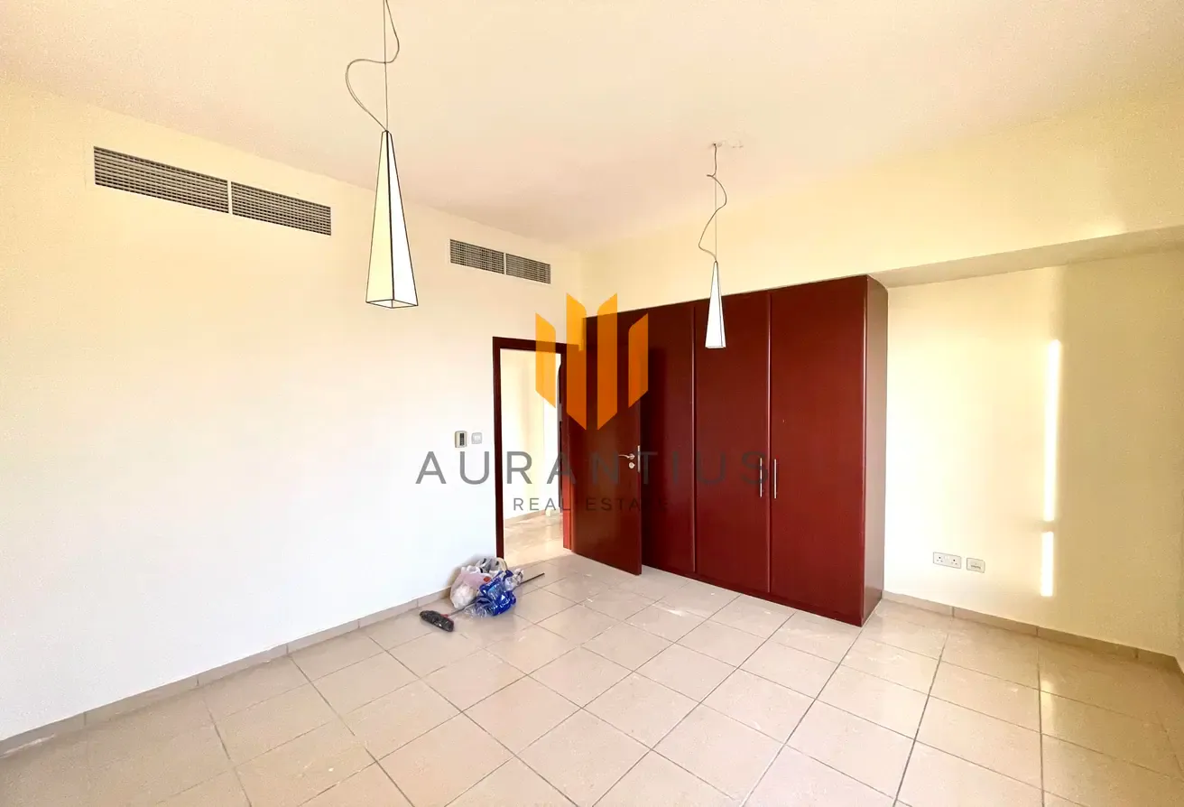 Exclusive | High Floor | Marina View | Vacant