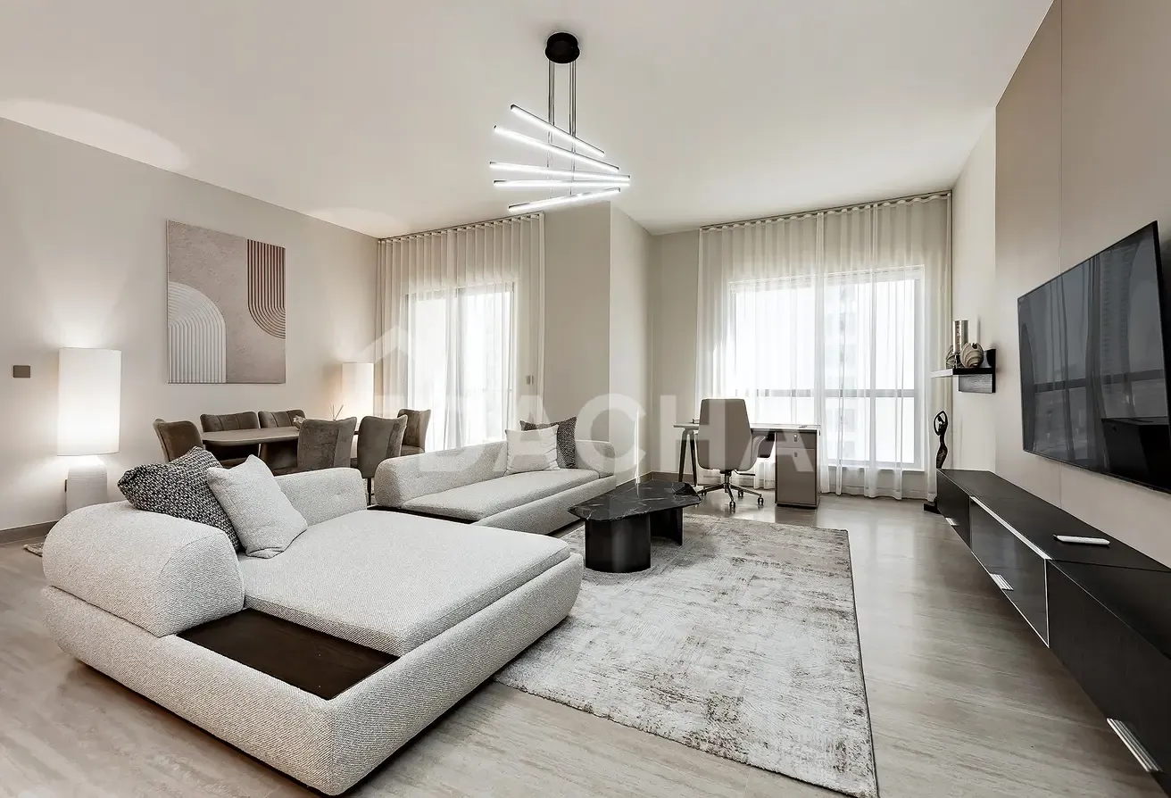 Luxury Unit| Fully Upgraded| Converted 1BR to 2BR