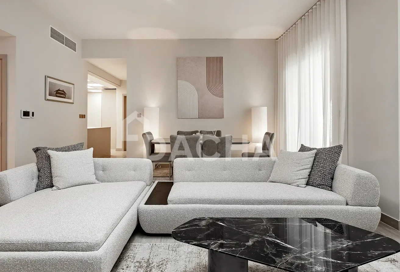 Luxury Unit| Fully Upgraded| Converted 1BR to 2BR