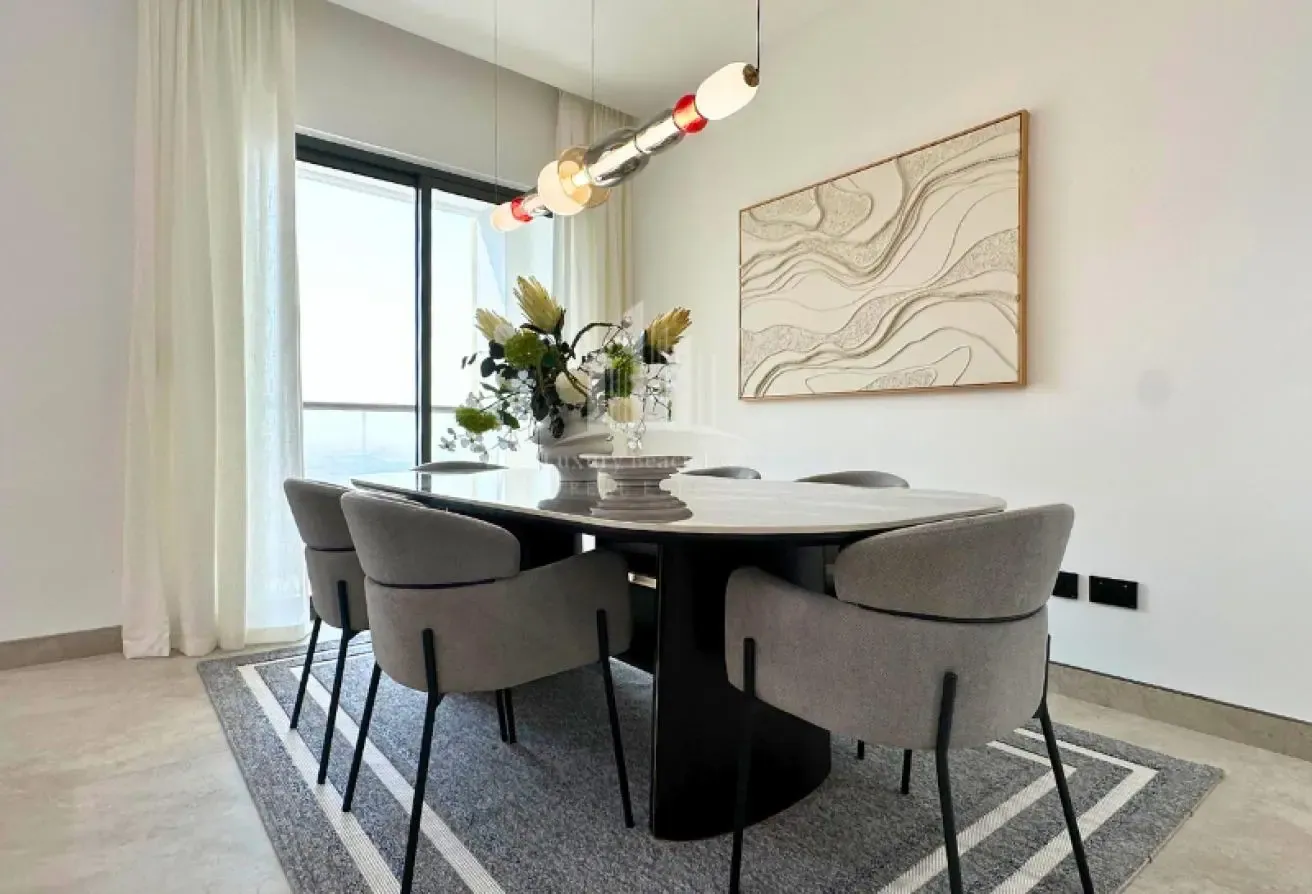 Luxury upgraded | Sea and Marina View | Vacant