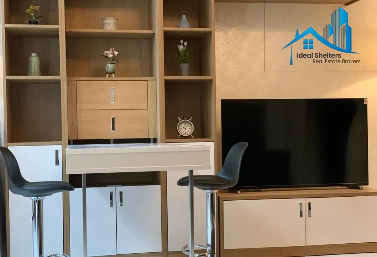 Modern Design Fully furnished Studio Near Metro