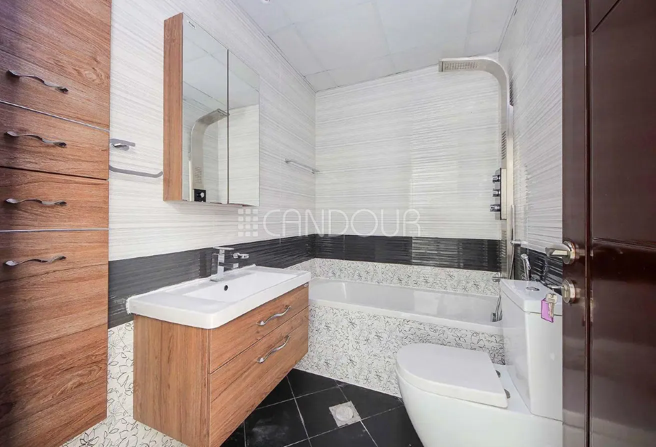 Near Metro | Rented | Furnished