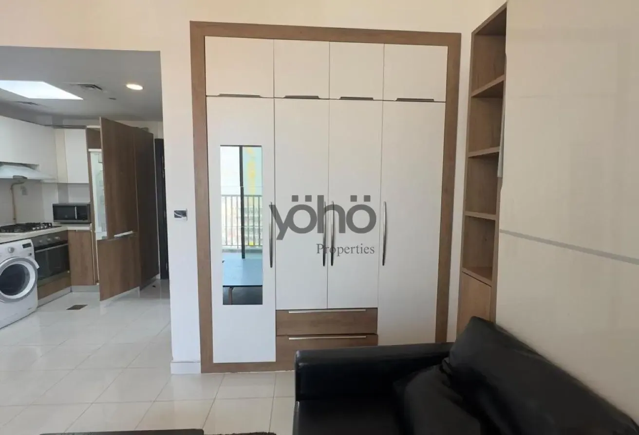READY TO MOVE l CLOSE TO METRO l FULLY FURNISHED