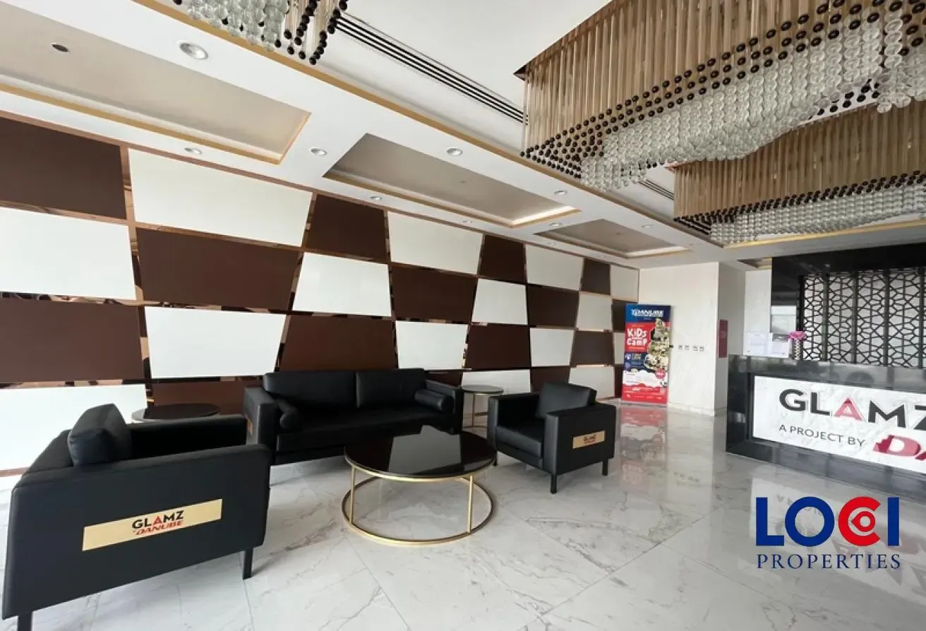 READY TO MOVE | WELL MAINTAINED | NEAR METRO