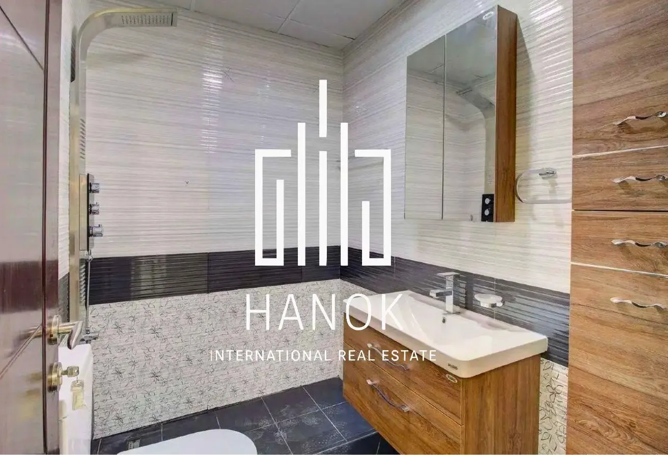 STYLISH| FULLY FURNISHED| NEAR METRO| HIGH ROI
