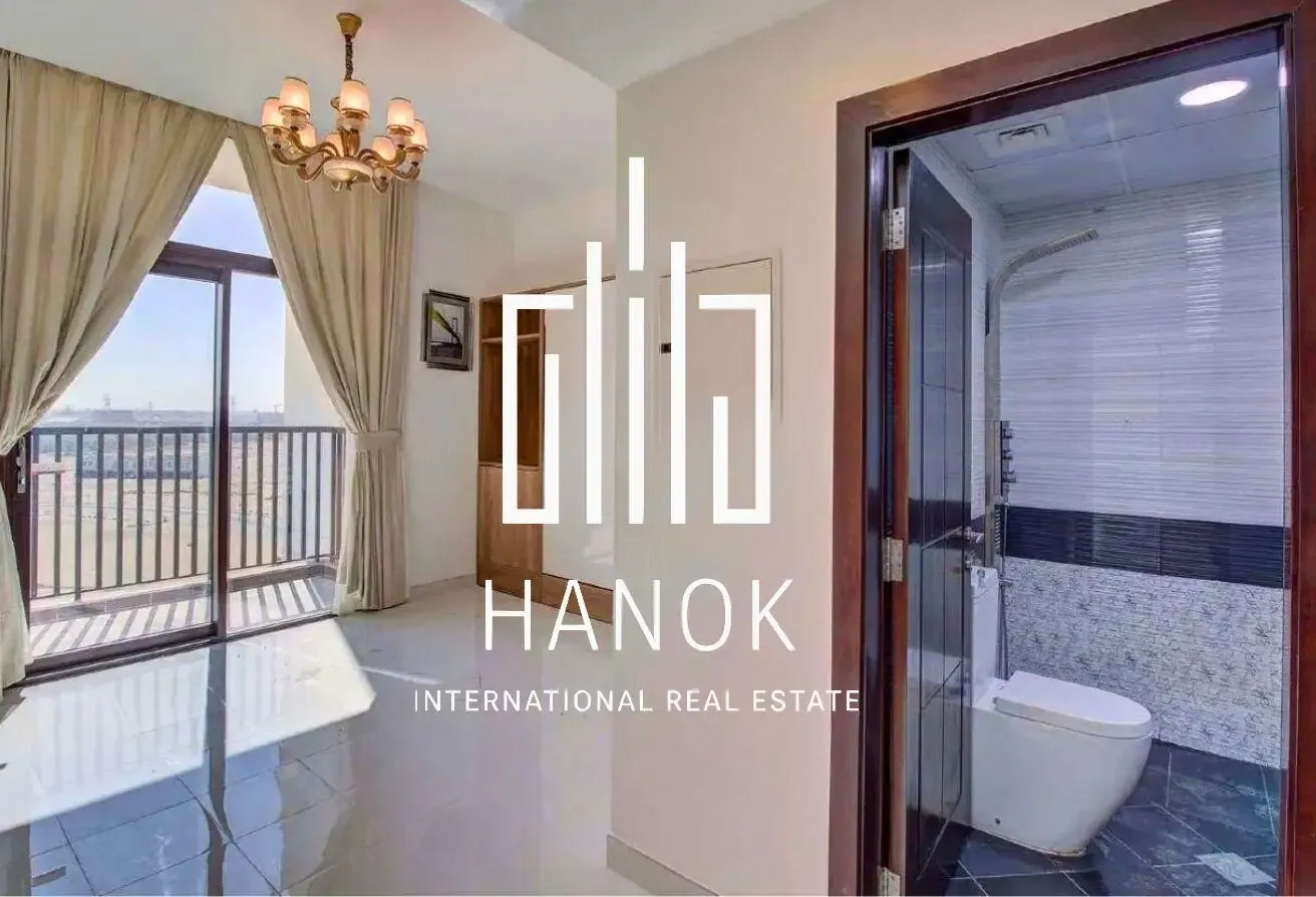 STYLISH| FULLY FURNISHED| NEAR METRO| HIGH ROI
