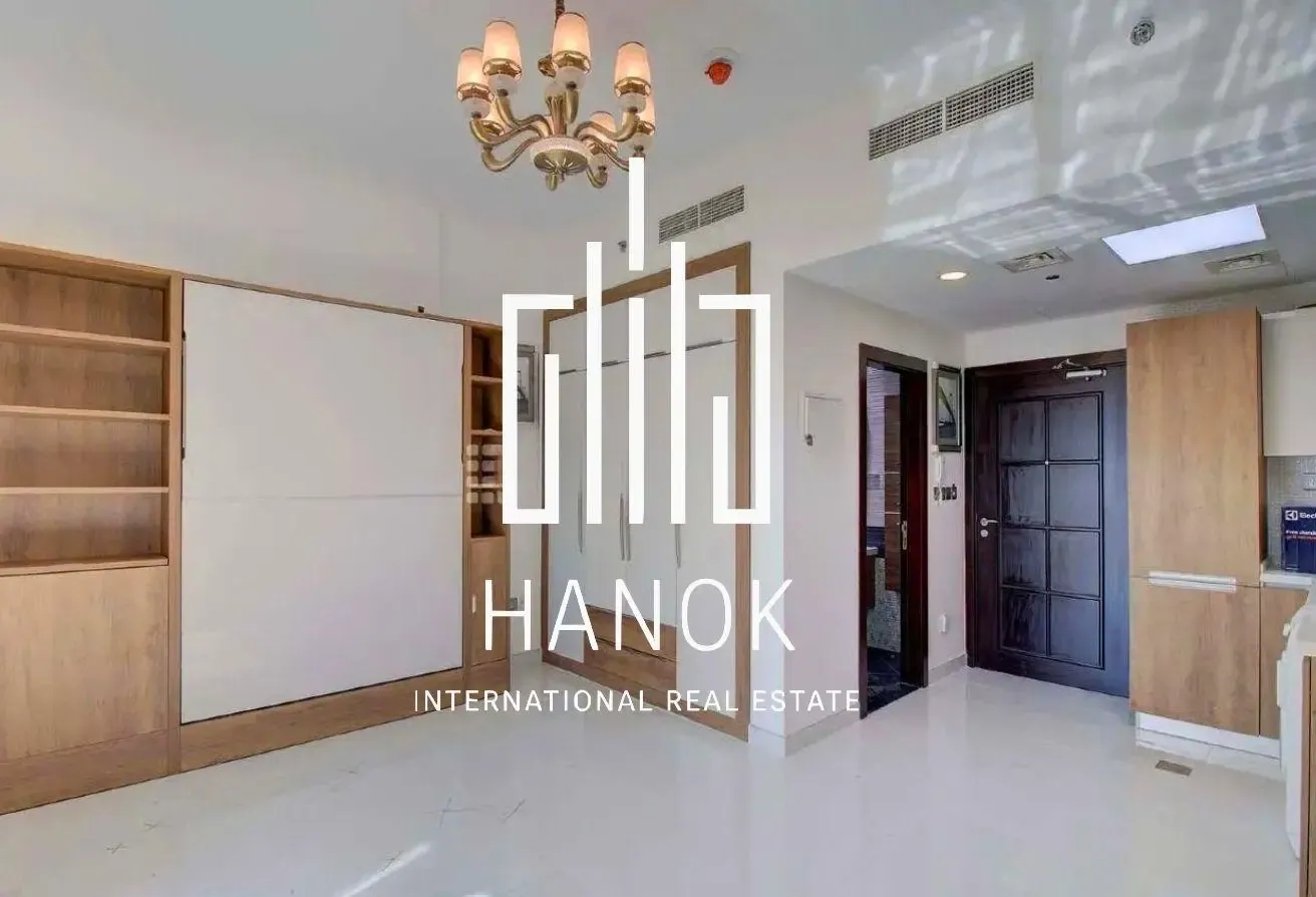 STYLISH| FULLY FURNISHED| NEAR METRO| HIGH ROI