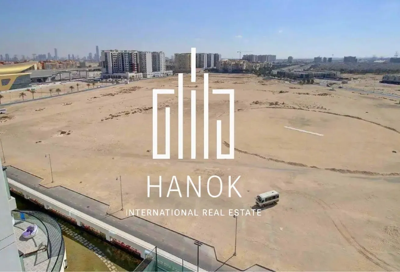 STYLISH| FULLY FURNISHED| NEAR METRO| HIGH ROI