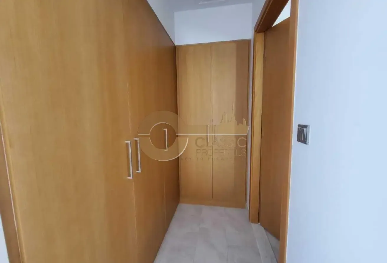 EXCELLENT LOCATION | RENTED | NEXT TO POOL & PARK