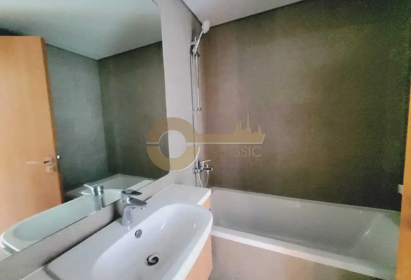 EXCELLENT LOCATION | RENTED | NEXT TO POOL & PARK