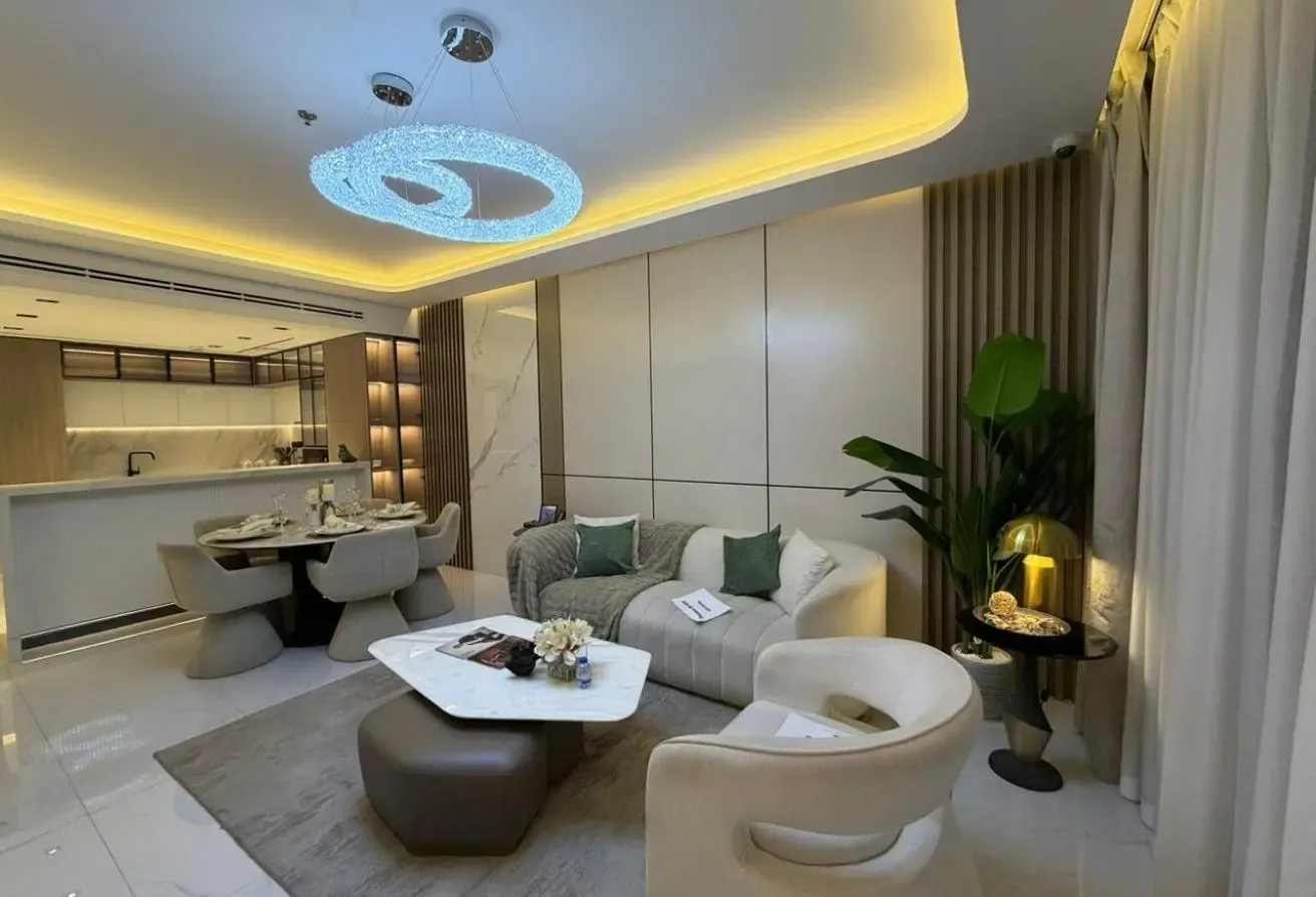 DISCOUNTED PRICE|PRIVATE POOL|FLEXIBLE STRUCTURE