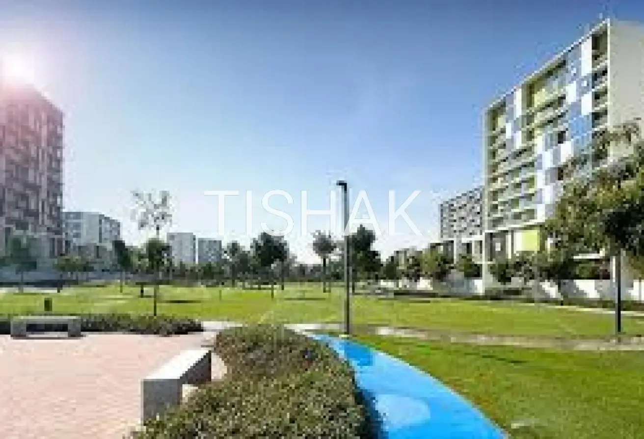 Modern 1-Bedroom | Prime Location Near Expo City