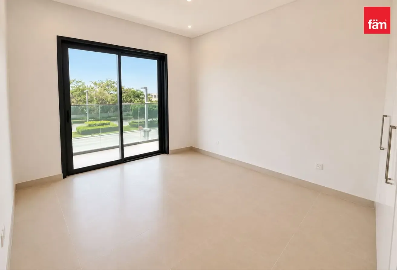 Lowest 1B in CP | Large Balcony | Hot Deal