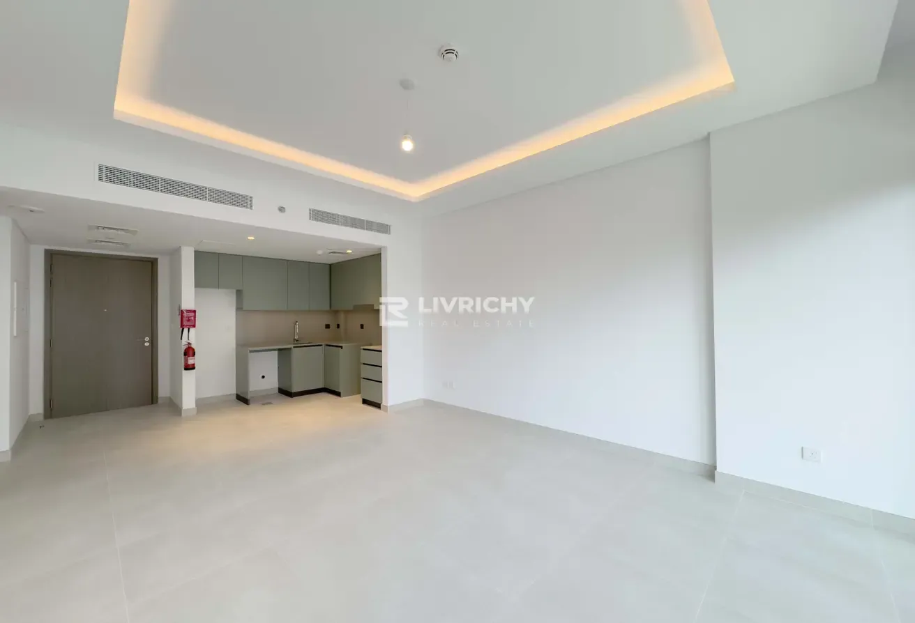 Downtown & Boulevard View | Brand New | City Walk