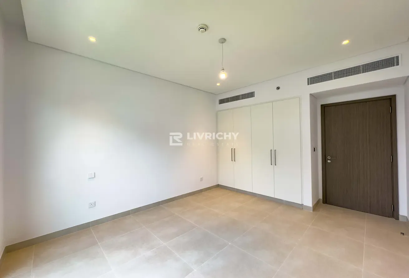 Downtown & Boulevard View | Brand New | City Walk