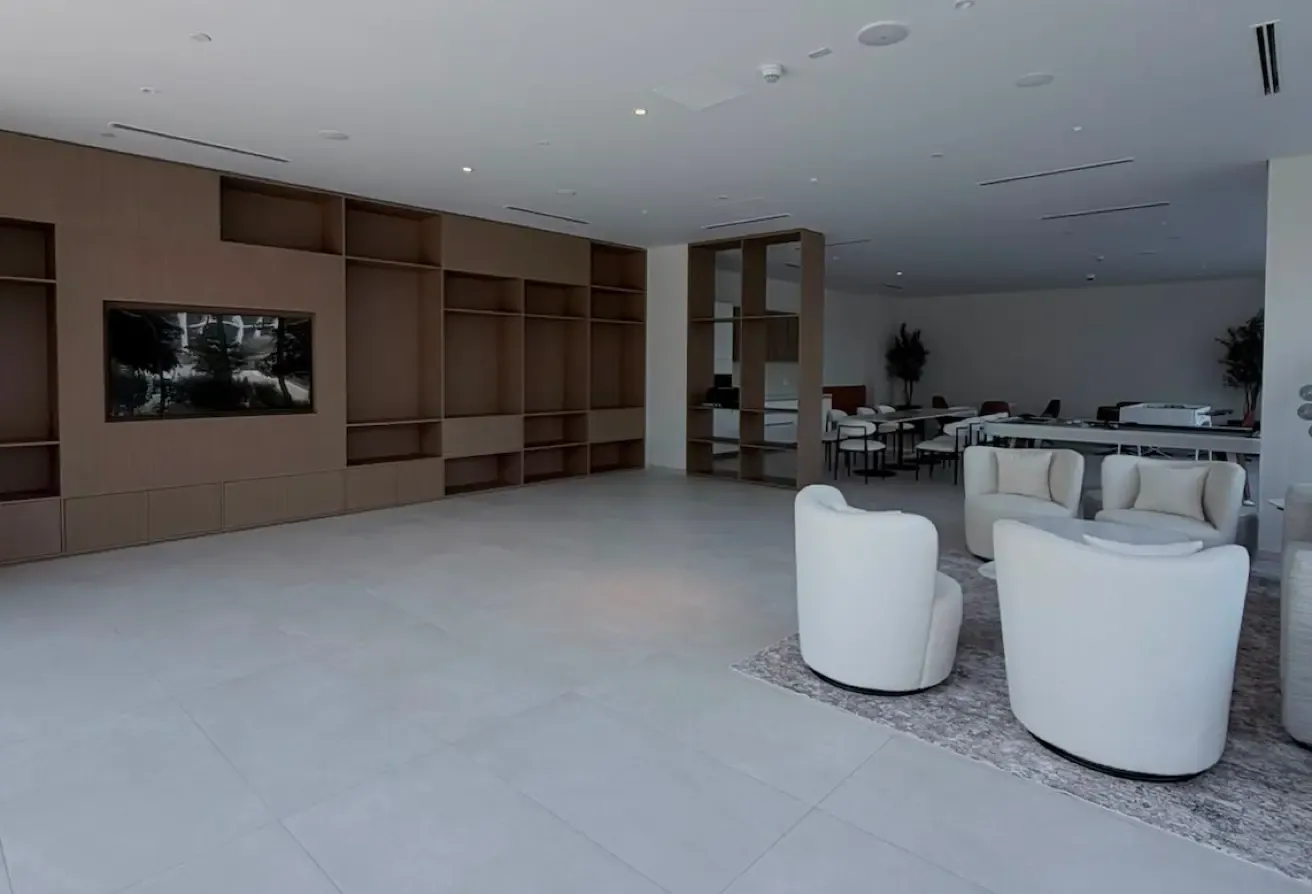 Brand New | Prime Location