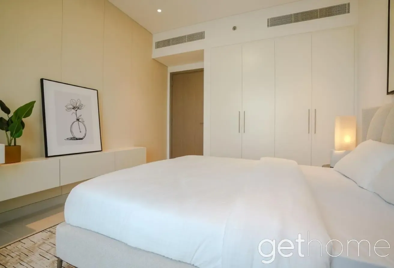 Upgraded | Partial Burj Khalifa View | Investment