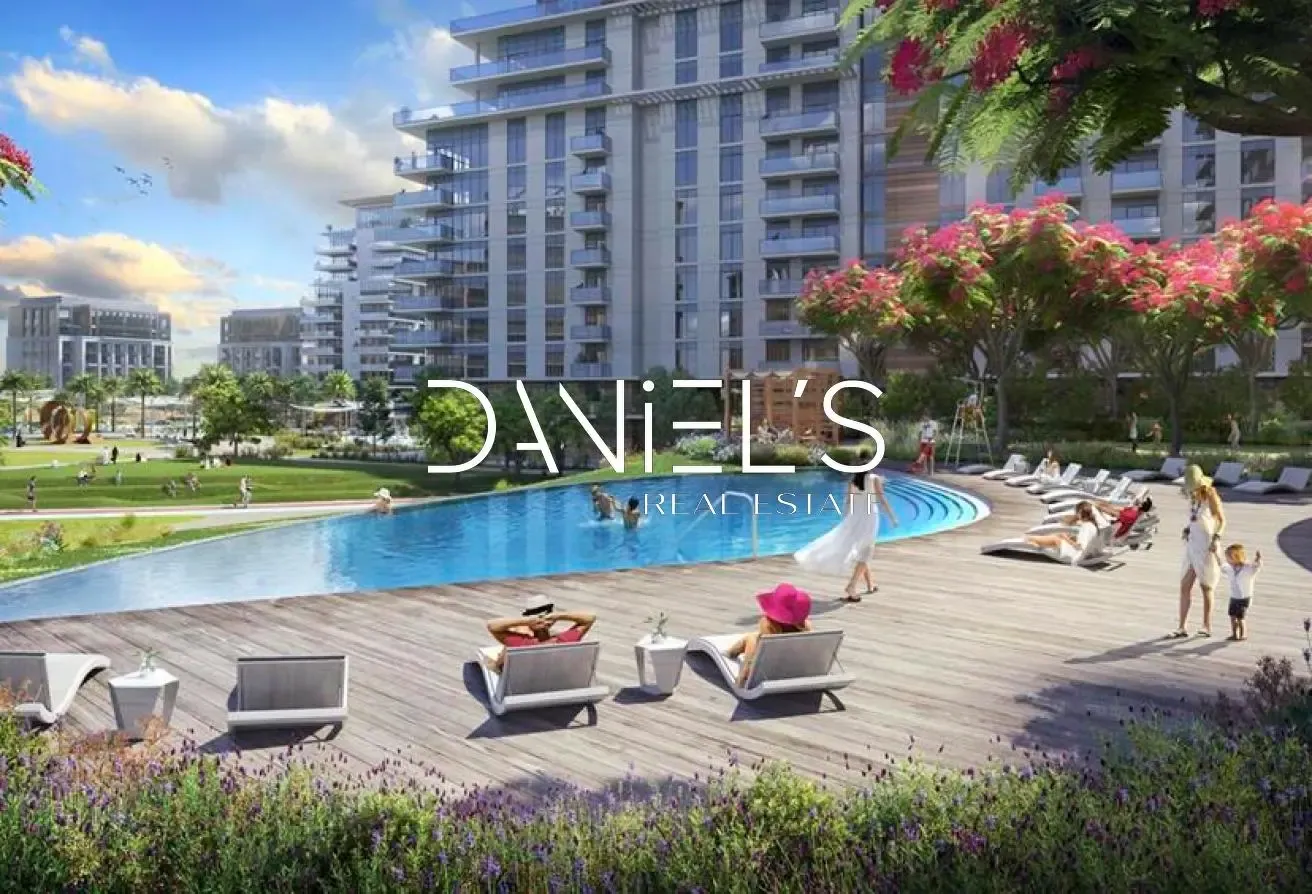 Huge Layout | Terrace | Community Expert