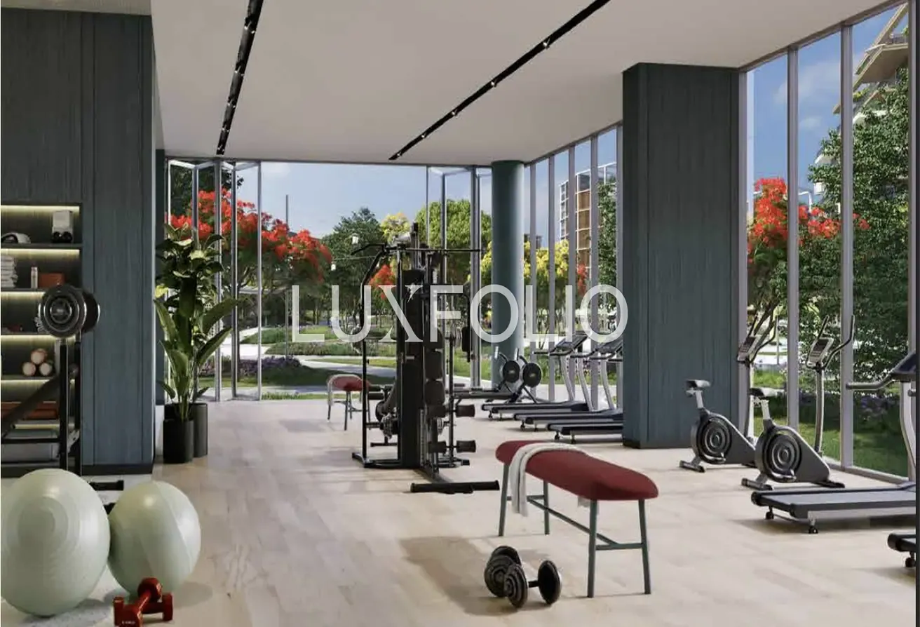 Large Layout | Brand New | City Living