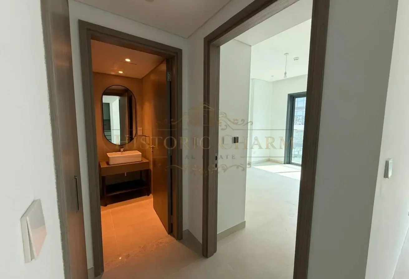 Viridian 1BHK | Balcony | Unfurnished Apartment