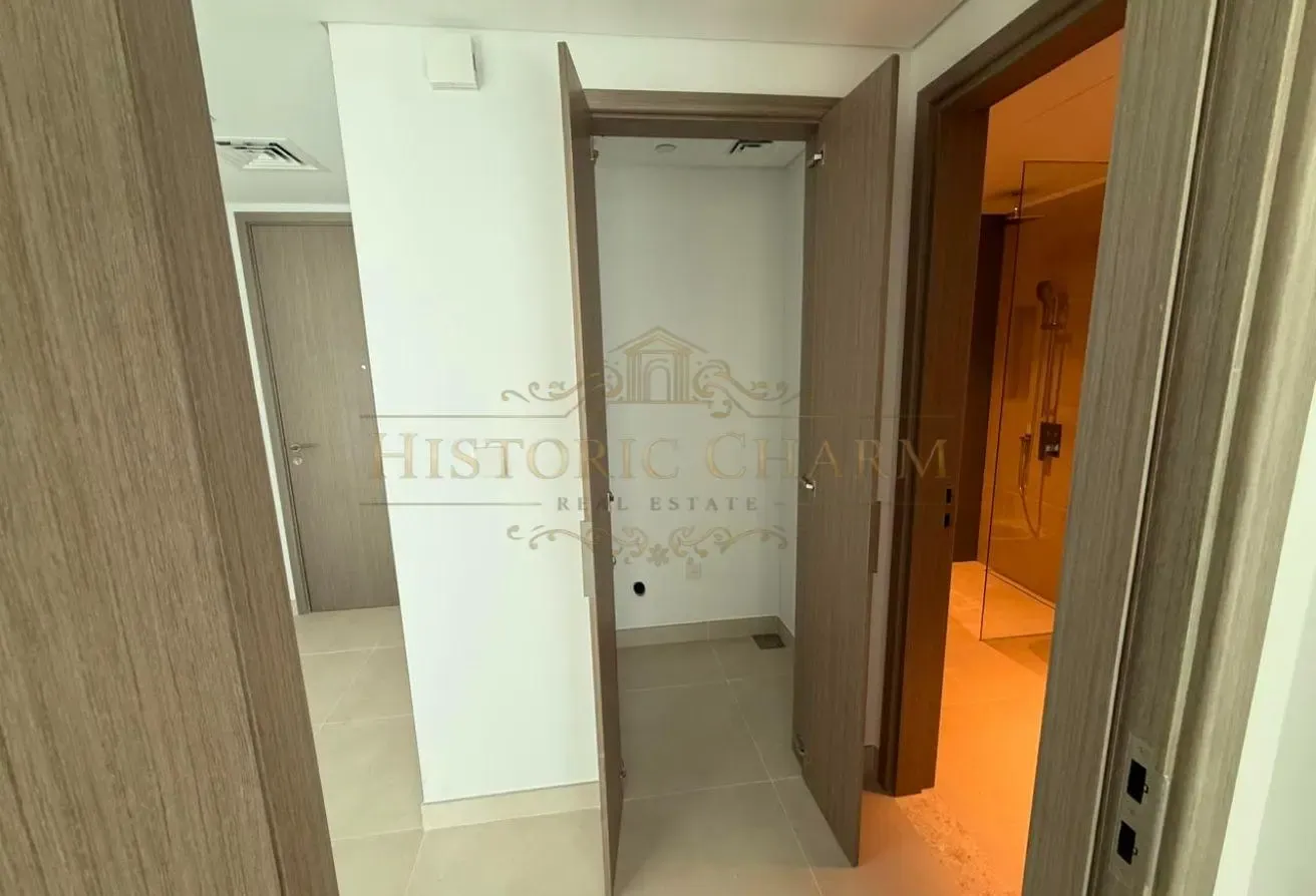 Viridian 1BHK | Balcony | Unfurnished Apartment
