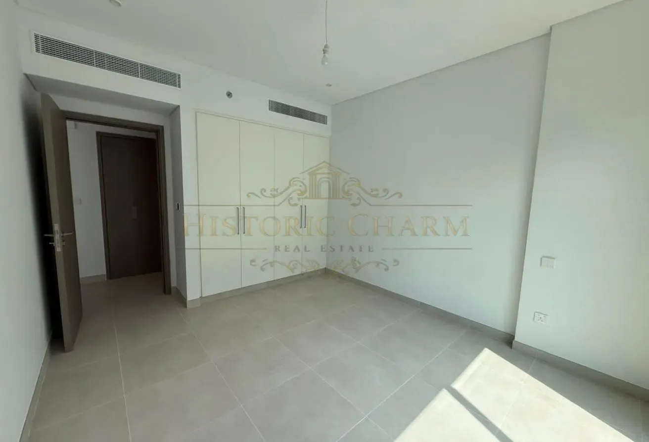 Viridian 1BHK | Balcony | Unfurnished Apartment