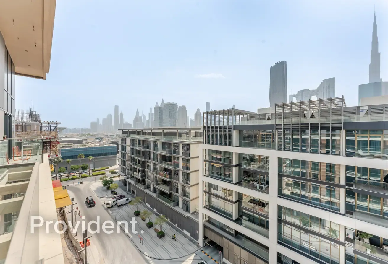 Burj Khalifa View | Vacant | Great Investment